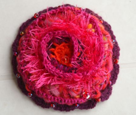 2008_10_broche-crochet2.jpg